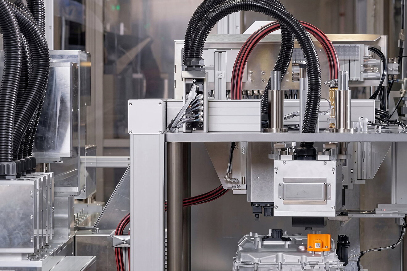 SOMA Connect Case Study FlexCube: Kontaktierungslösung für modulares Prüfsystem