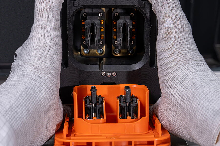 SOMA Connect Prüfadapter für Hochvolt und E-Mobility